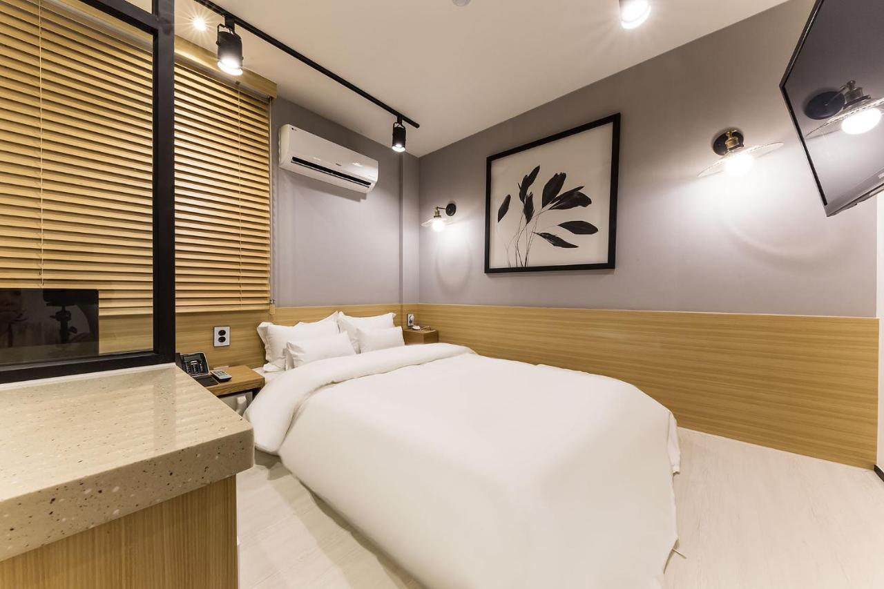 Raha Hotel Seoul Exterior photo