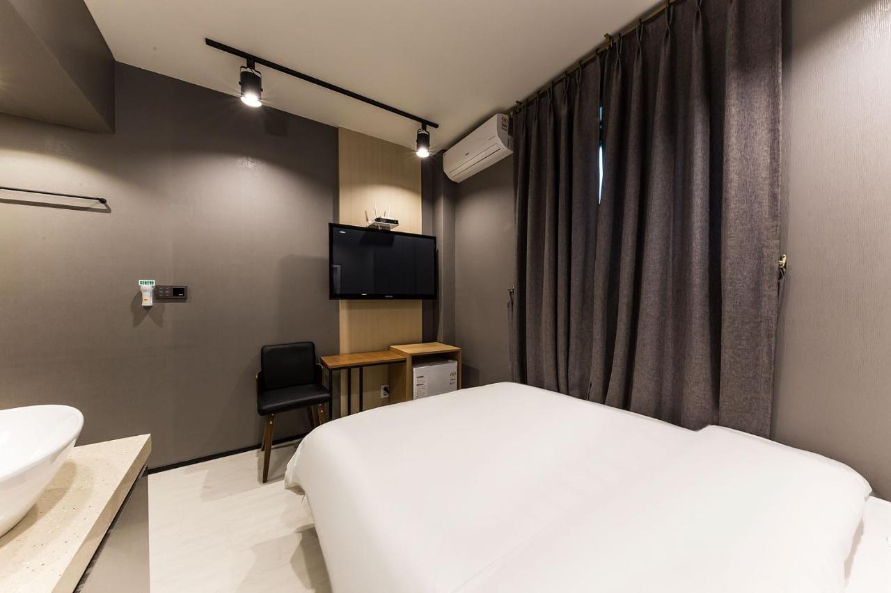 Raha Hotel Seoul Exterior photo